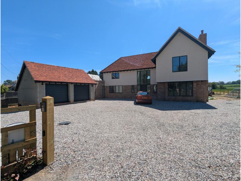BROXTED ROAD - GREAT EASTON | bespoke timber and carpentry business bigg gallery image 9